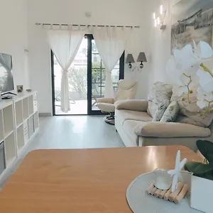 https://casa-ive-romantic-pool.in-canary-islands.com